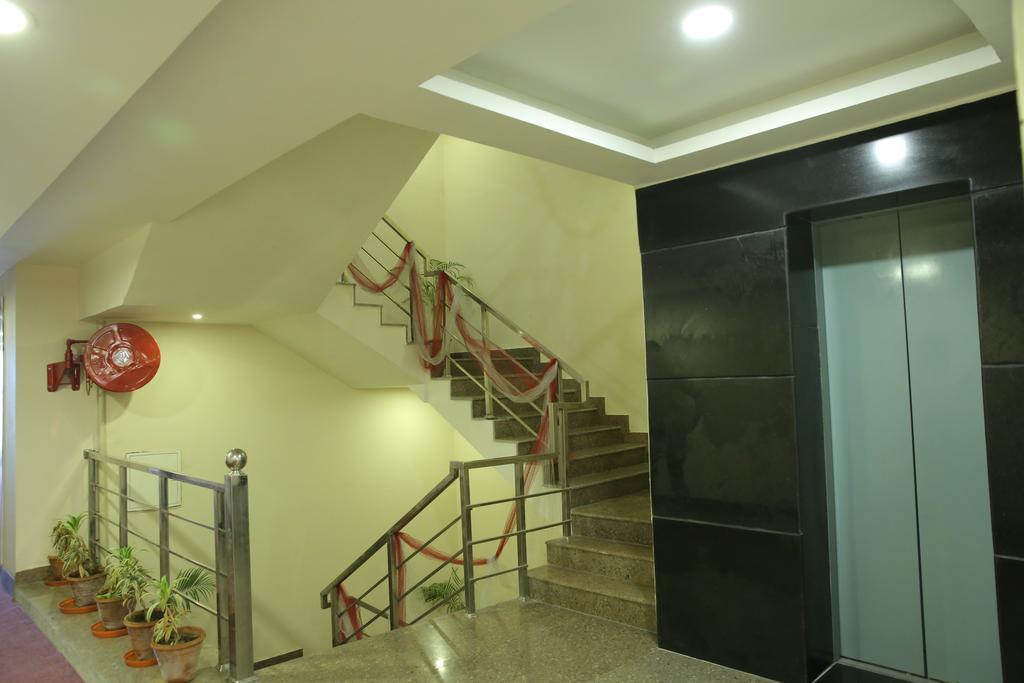 Hotel Sv Kashipur Dış mekan fotoğraf