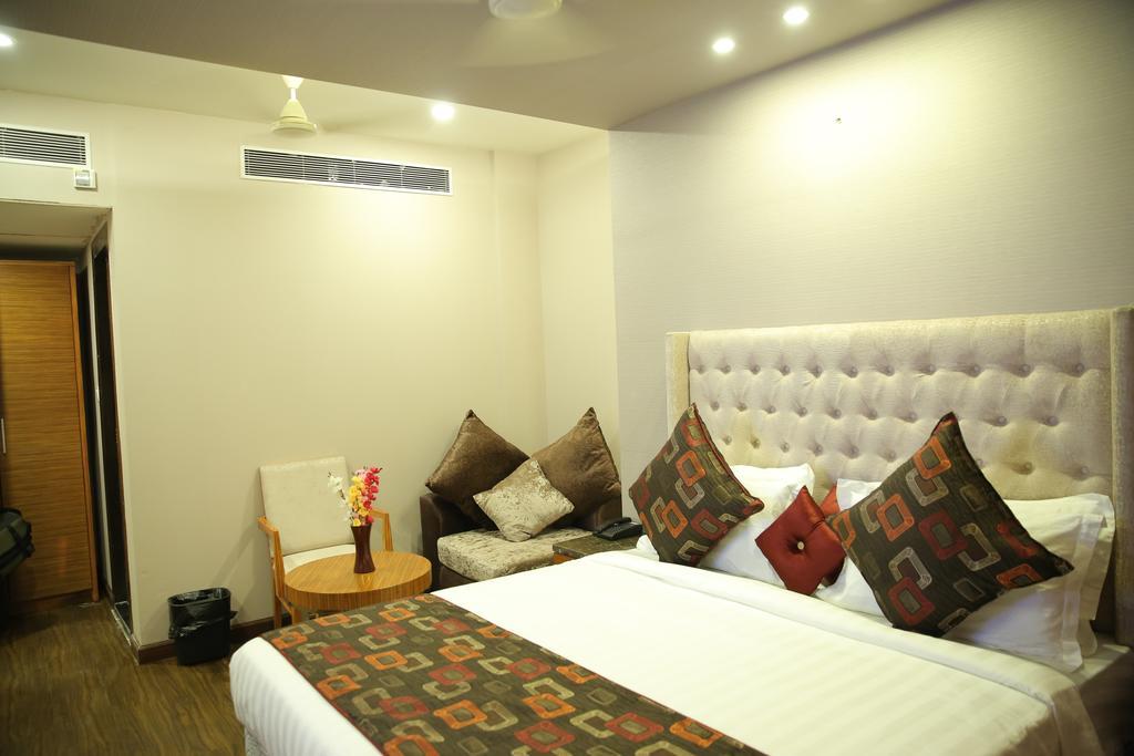 Hotel Sv Kashipur Dış mekan fotoğraf