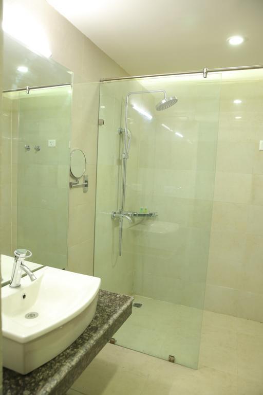 Hotel Sv Kashipur Oda fotoğraf